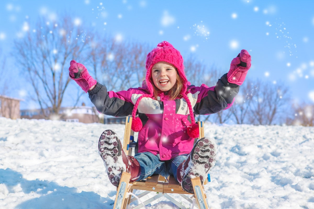 Snowy Smiles Guaranteed: Dressing Your Little Ones in Thermal Joy